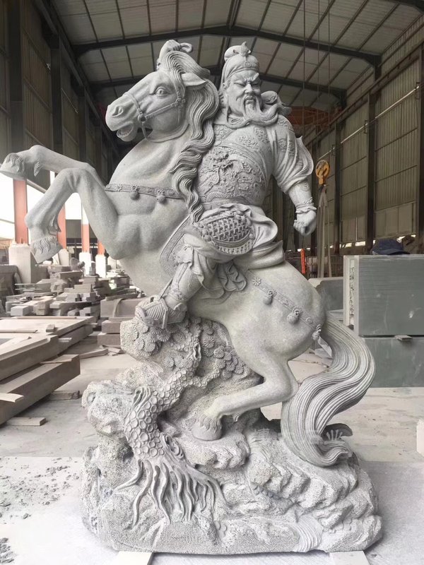 石雕關公